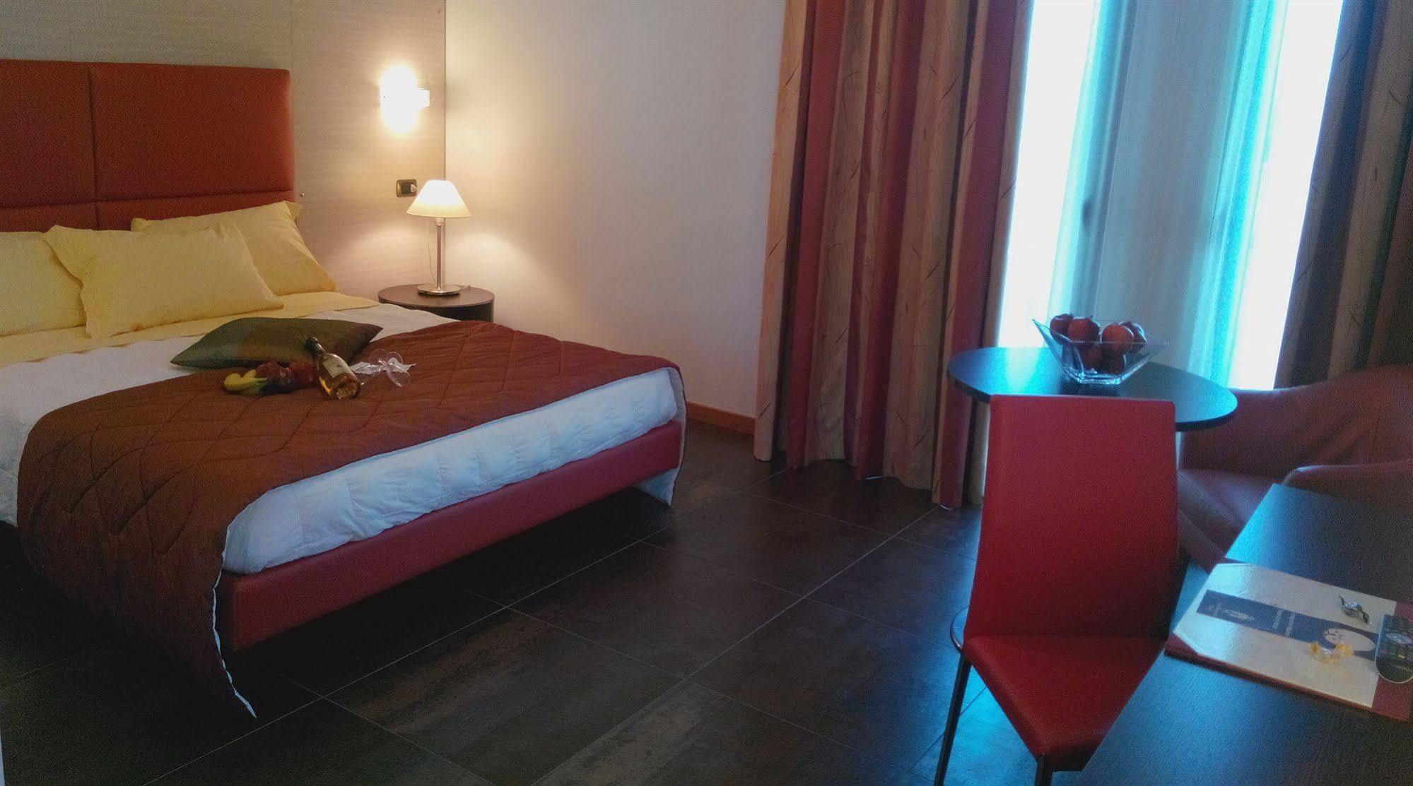 Hotel San Clemente 4*